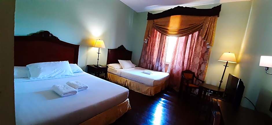 Photo 1 of 3 of Junior Suite