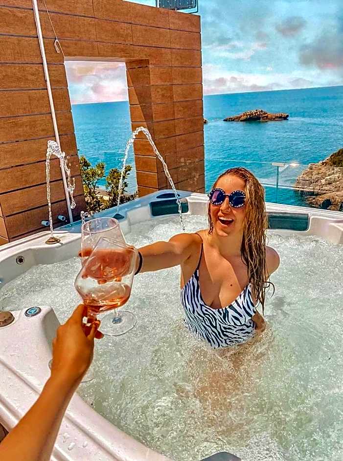 Hotel Mediterraneo Liman FREE PRIVATE BEACH FOR HOTEL GUEST