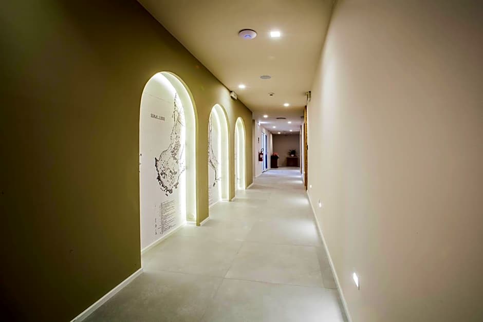 NOHA Lifestyle Hotel - Adults Only