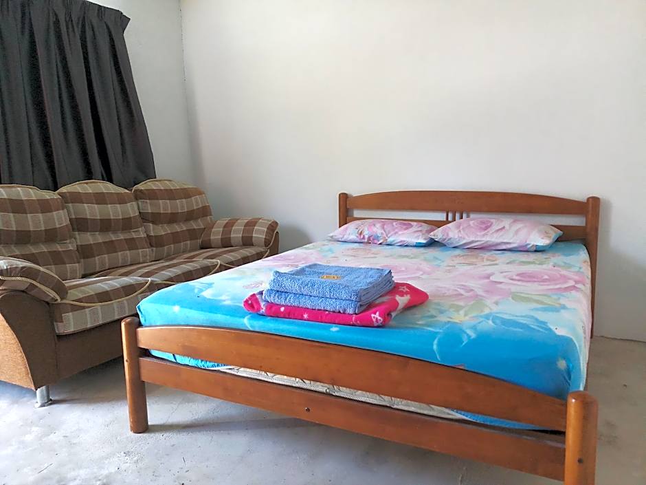 Tony's Guesthouse