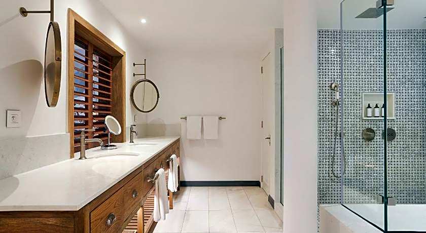 Paradise Cove Boutique Hotel