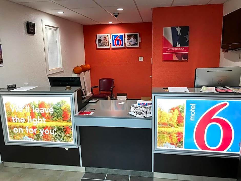 Motel 6-Huntington, WV