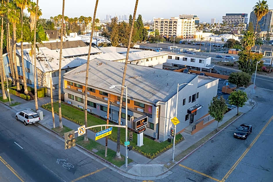 La Mirage Inn - Hollywood