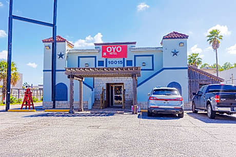 OYO Hotel Houston, TX near Medical Center NRG Stadium