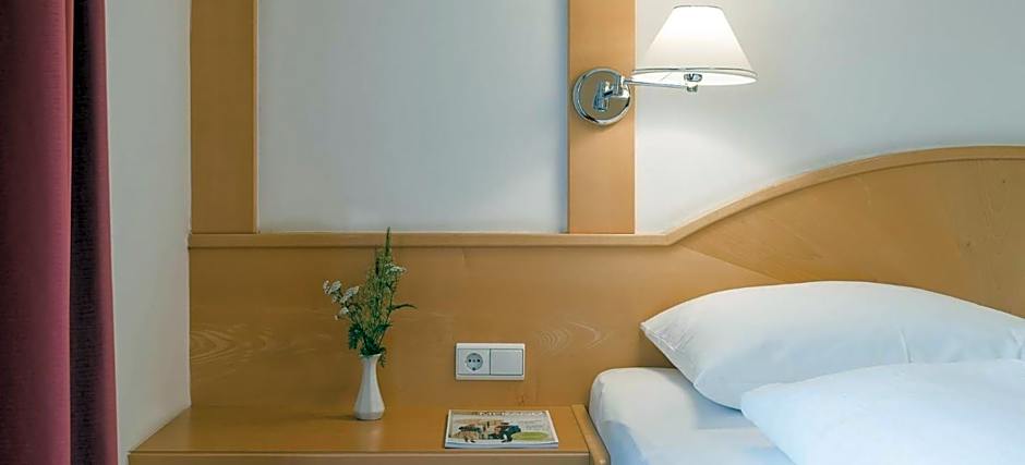 Parkhotel Plauserhof