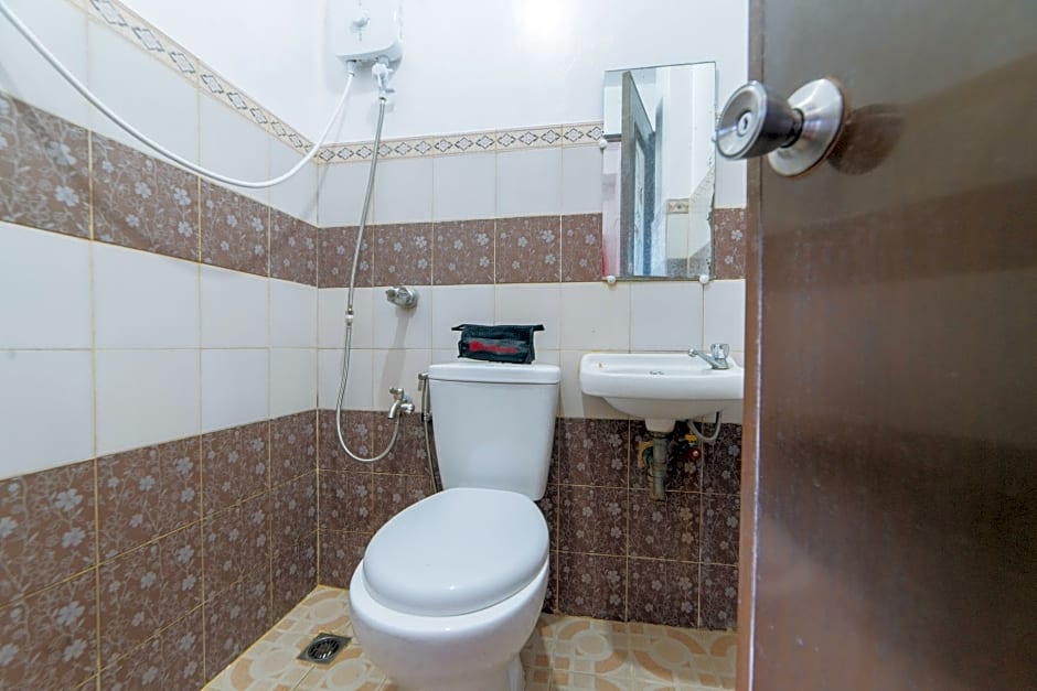 RedDoorz @ Pag Asa Rawis Legazpi