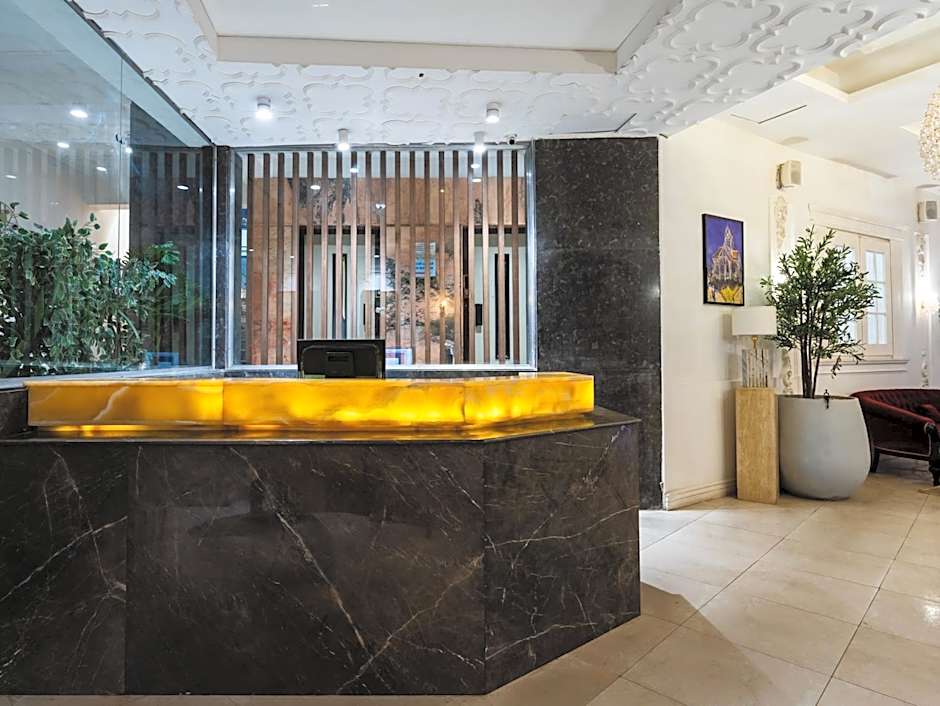 Panorama Ramsis Hotel & Cafe