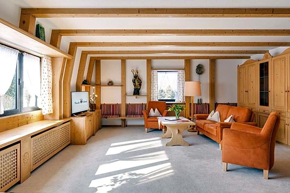 Hotel Bergfried & Schönblick