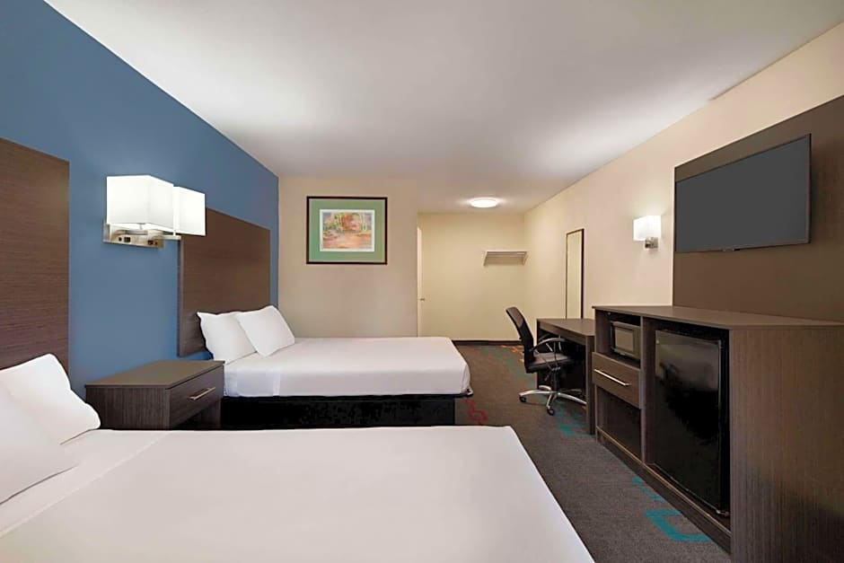 Days Inn by Wyndham Lawton