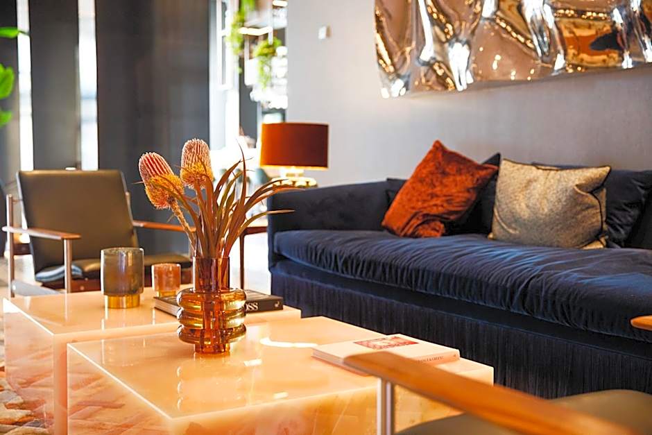 Clarion Hotel The Hub