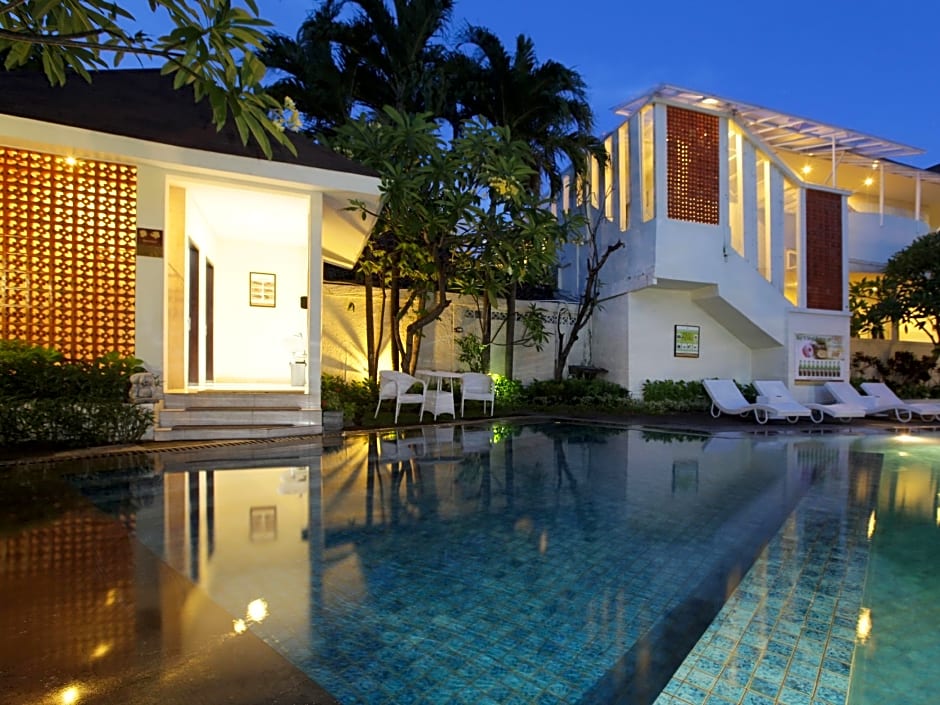 Agung Putra Hotel & Apartments