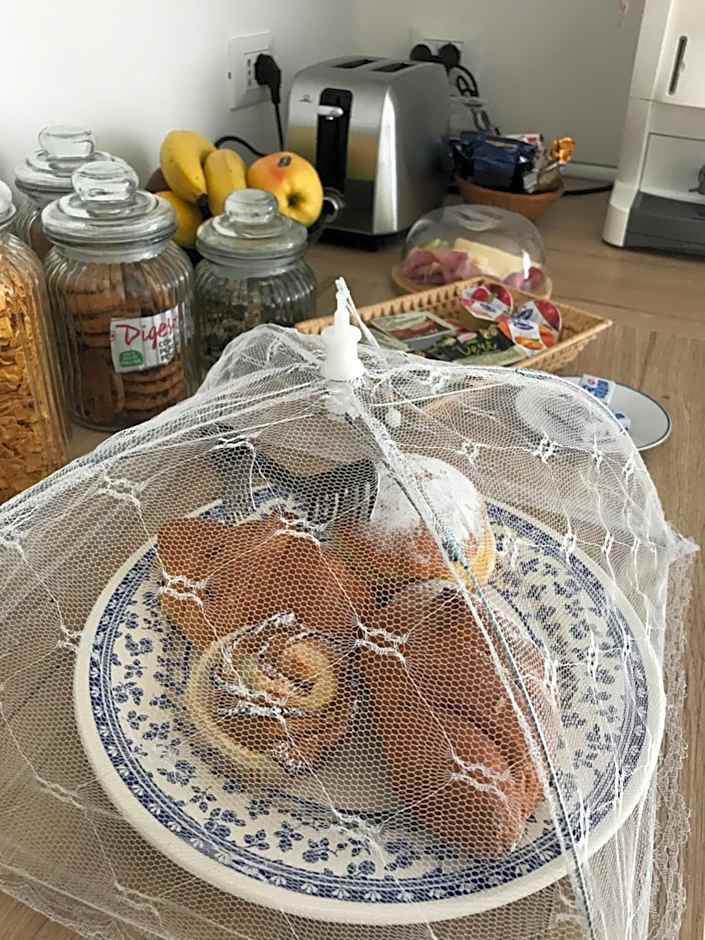 DESDEMA & OPERA Rooms