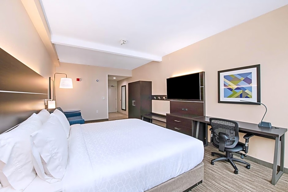 Holiday Inn Express - Delafield By IHG