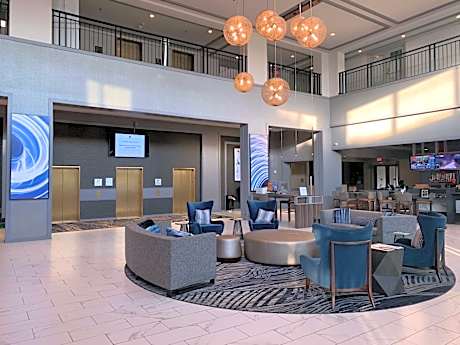DoubleTree By Hilton Guest Suites & Conf. Center Chicago Downers Grove