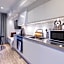 Easy Livin' Apartment Hotel