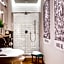 Soprarno Suites