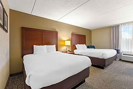 Queen Room with Two Queen Beds - Non-Smoking