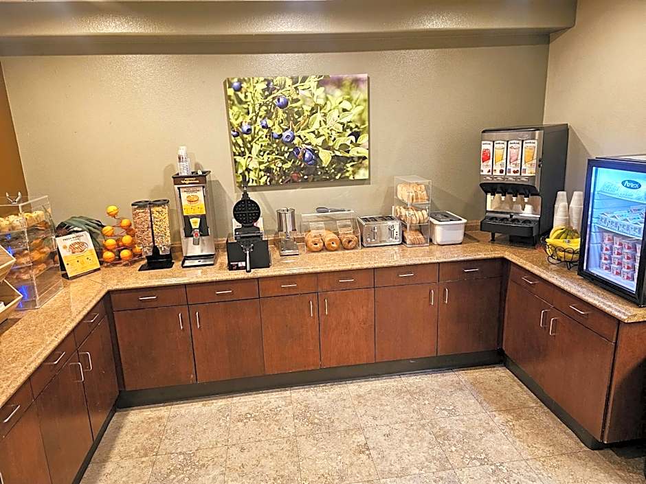 Broadway Inn Conference Center