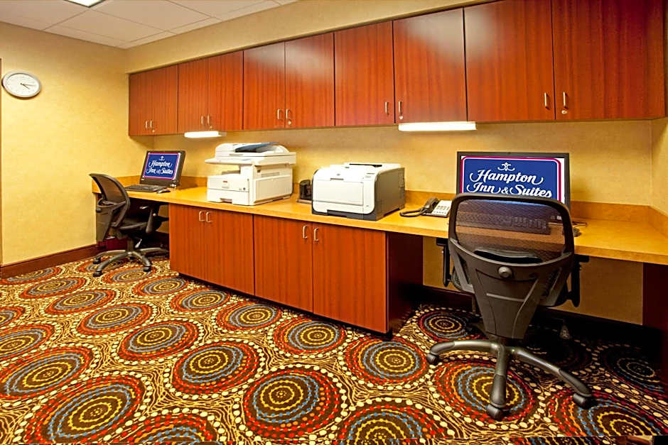 HAMPTON INN & SUITES BY HILTON NASHVILLE-SMYRNA