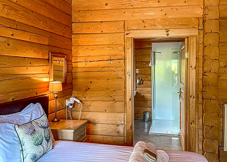 Glen Clova Lodges