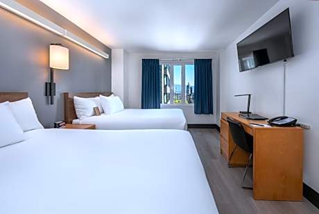 Double Room, 2 Double Beds, Private Bathroom