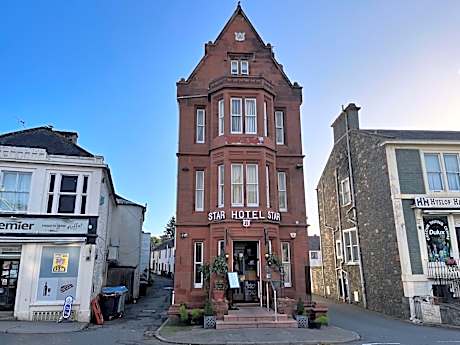 The Famous Star Hotel Moffat