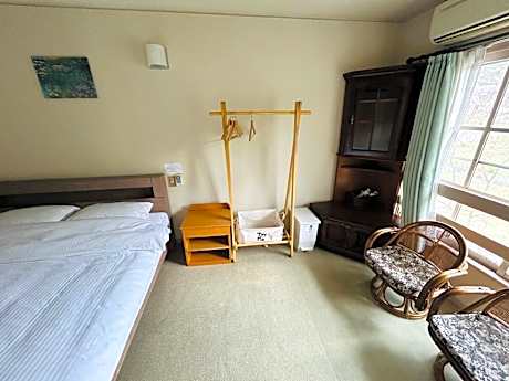 Double Room with Shared Bathroom