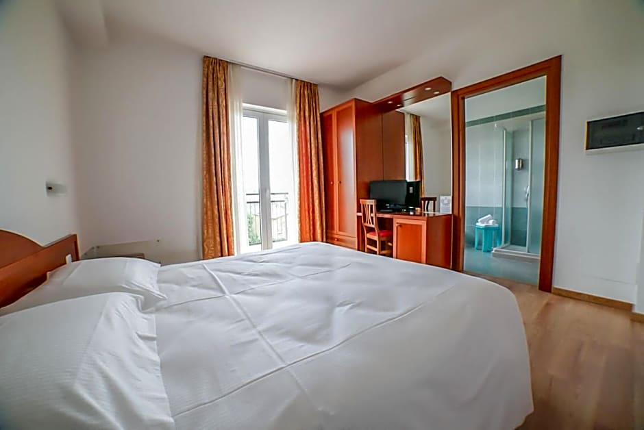 Hotel Nuova Barcaccia