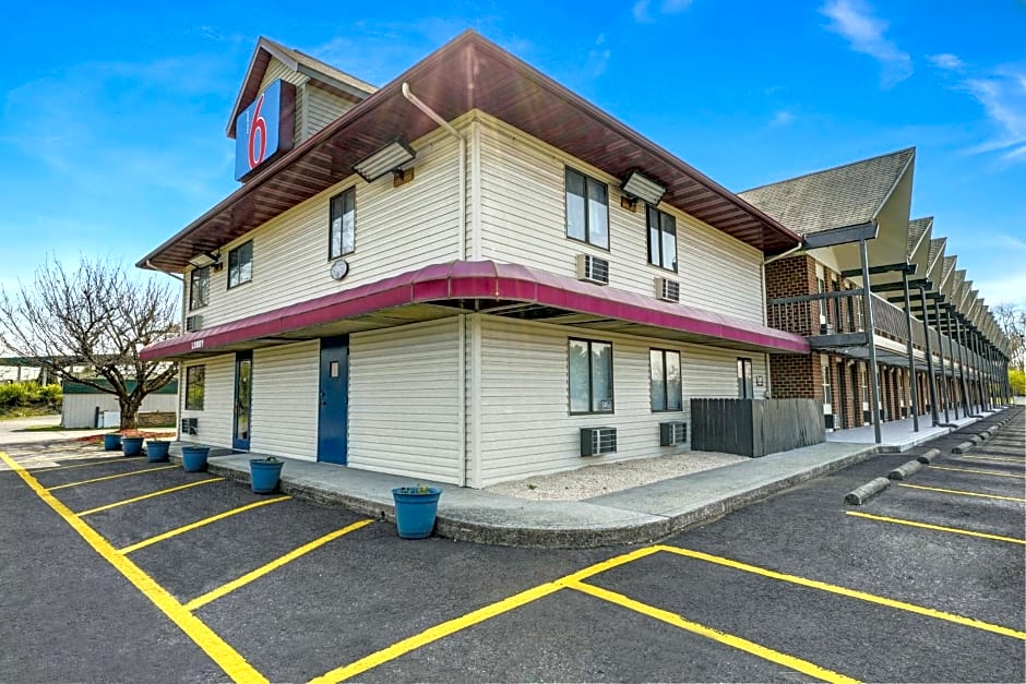 Motel 6 Carlisle, PA - Cumberland Valley