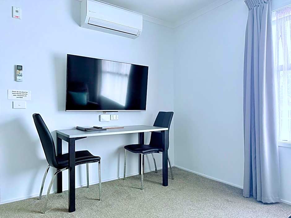 BKs Premier Motel Hamilton
