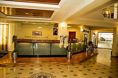 Holiday Grand Resort Bhurban