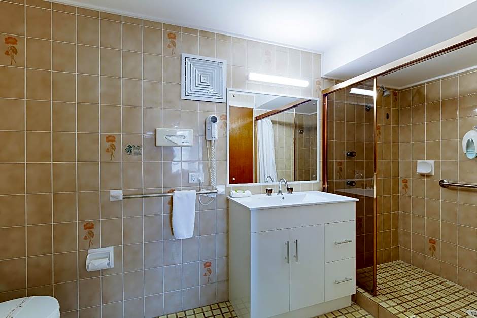 Cumberland Motor Inn