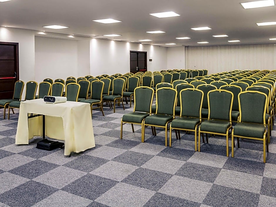 Mercure Santos Hotel