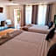 The Queenslander Motel