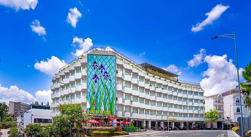 Nesta Valley Dalat Hotel - Formerly Golf Valley Hotel