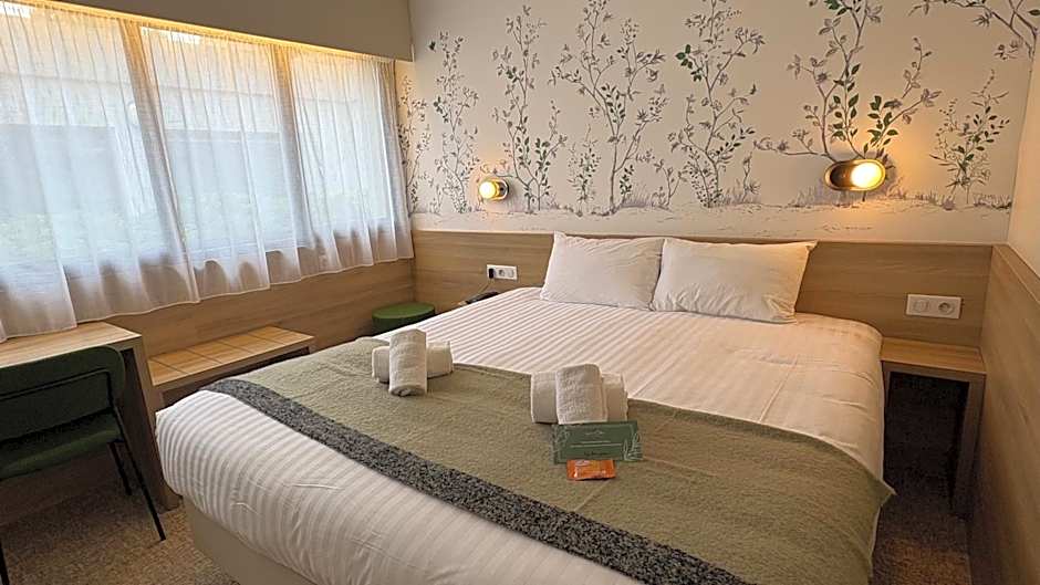 The Originals City, Le Logis d'Elbée, Cholet Nord (Inter-Hotel)