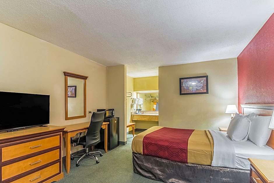 Photo 1 of 4 of 1 Double Bed, Nonsmoking