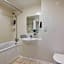 PREMIER SUITES Newcastle