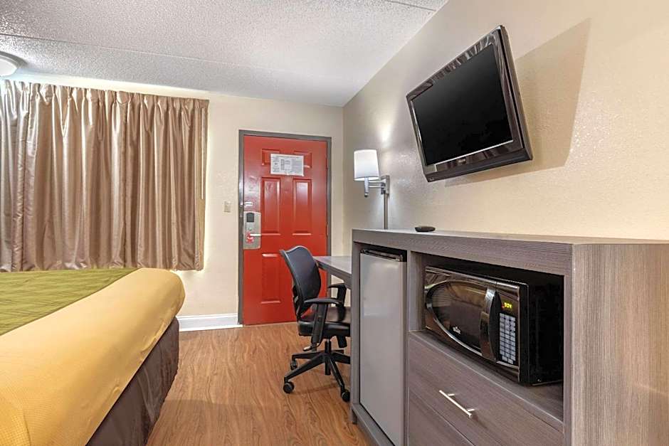 Econo Lodge Chattanooga Northeast - Ooltewah