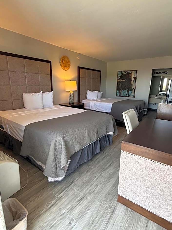Photo 1 of 4 of Executive 2 Queen Beds