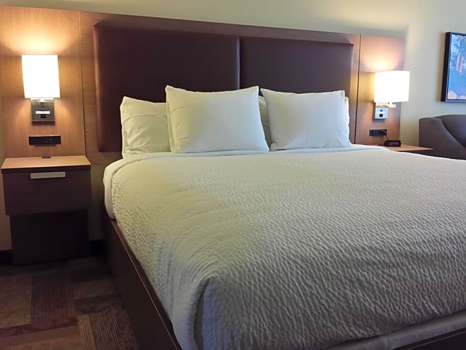 Belfast Harbor Inn