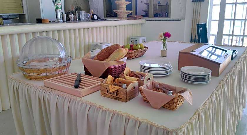 Villa Faros small hotel and restaurant