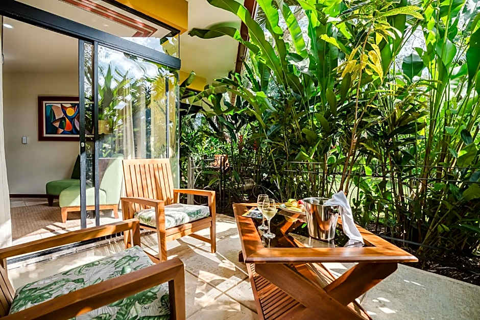 Papagayo Golden Palms Beachfront Hotel