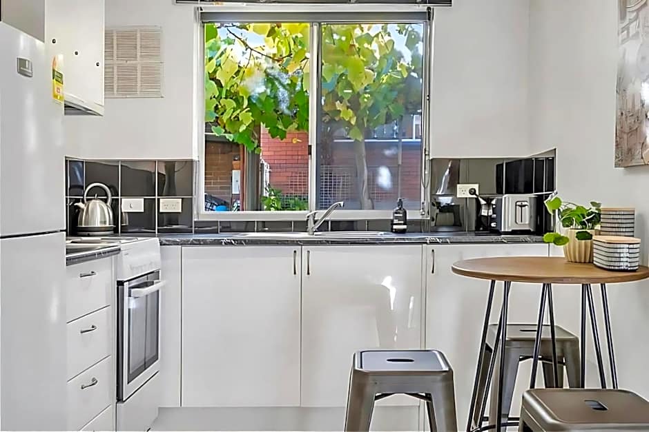 Courtyard Serenity at Grappa Court North Hobart