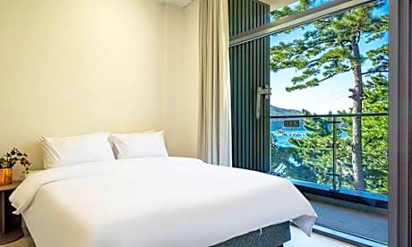 Hillsnorkelbeach Hotel