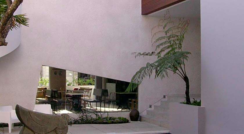 Scala – Bed and Beyond Hotel