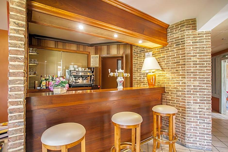 Fasthôtel Pont-Audemer -LE DRAKKAR -un hôtel FH Confort