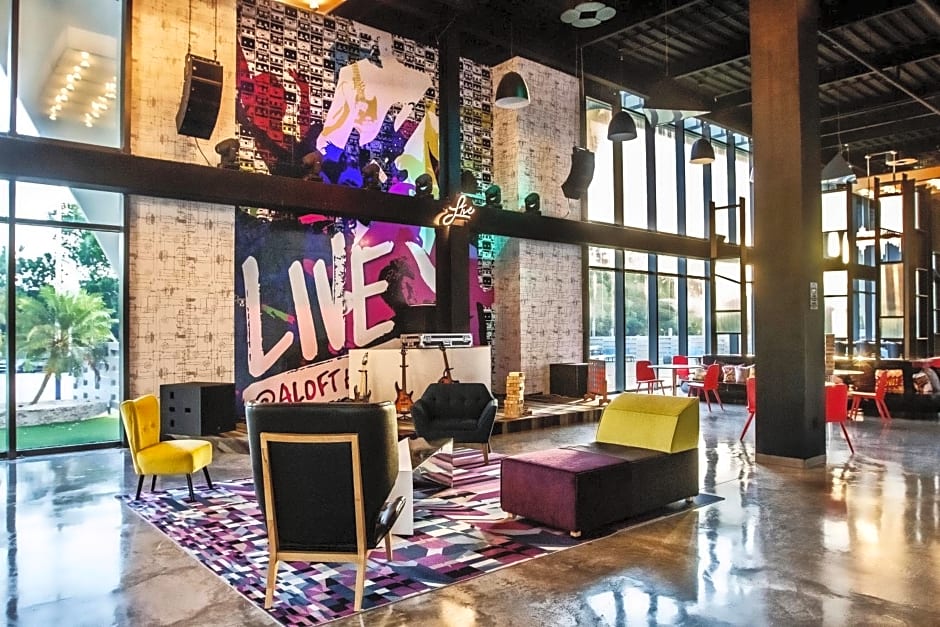 Aloft Ponce