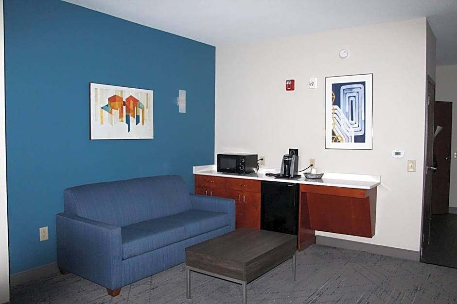 Holiday Inn Express & Suites Wytheville By IHG