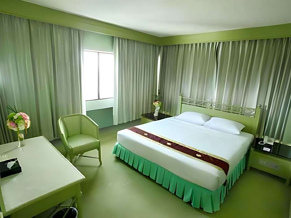 Thumrin Hotel